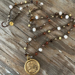 Joan of Arc Bead Crochet Necklace, Faceted Glass Beads Spotted Picasso Chunky Reversible Gold Pendant Medal Medallion Charm
