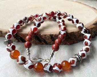 Red White Natural Tibetan Agate Necklace. Round Gemstone Fashion Necklace