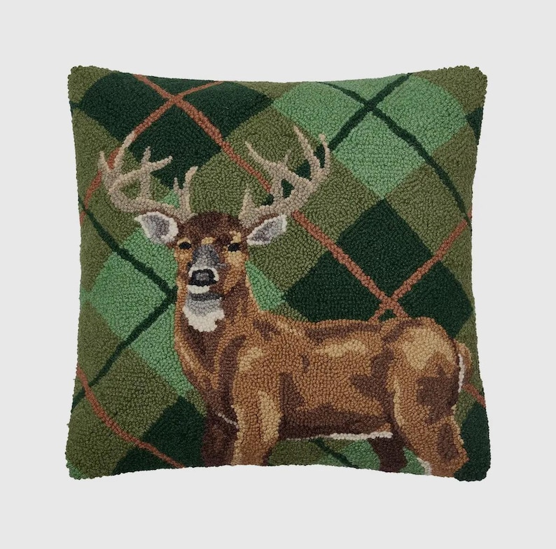 Pheasant Hound dog Hunt scene Mallard Duck Rabbit preppy Hook pillows Deer gingham