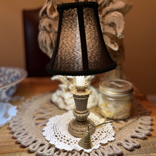 Mini lamp, old style lamps, small lamp, accent lamp, Victorian lamps