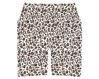 Leopardenmuster Yoga Shorts: Entfesseln Sie Ihre wilde Seite Hoch taillierte Yoga Shorts (AOP)