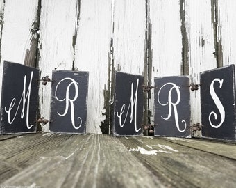 Mr and Mrs Signs | Rustic Wedding Signs | Rustic Wedding Decor | Rustic Chalkboard Signs | Handmade Wedding Decor | Sweetheart Table Decor