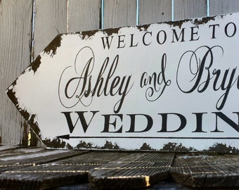 Welcome Wedding Arrow Sign | Large Rustic Wedding Arrow | Wedding Welcome Sign | Wooden Arrow Entrance Sign | Black and White Wedding Decor