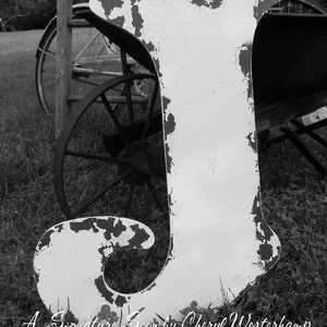 GRANDES LETRAS DE MADEIRA | Letras de parede de madeira decorativas Shabby Chic | Letra grande de madeira J | Livro de visitas para casamento | Letras rústicas para berçário