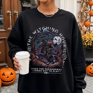 Folk Horror Sleepy Headless Horseman Sweatshirt Boo Basket Halloween Ghosts Dark Academia Spooky Season, Retro Halloween