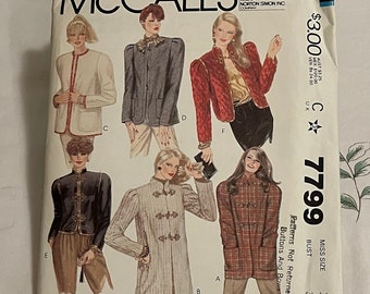 Lined Jacket Pattern, McCall's 7799, Miss Size 14, Bust 36, 1981, 6 styles, options:  patch pockets, standing collar, toggle closures