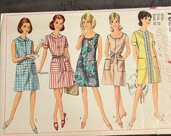 1967 Retro Dress Pattern, Vintage Simplicity 7025, Size 18, Bust 38, 4 styles A-line dress, sleeve and neckline variations, pockets, zipper
