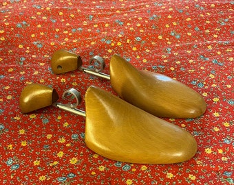 Vintage Wooden Shoe Trees, 2 shoe forms, Unique design with curved silver metal handle, 3-1/2 inches wide X 11 inches long