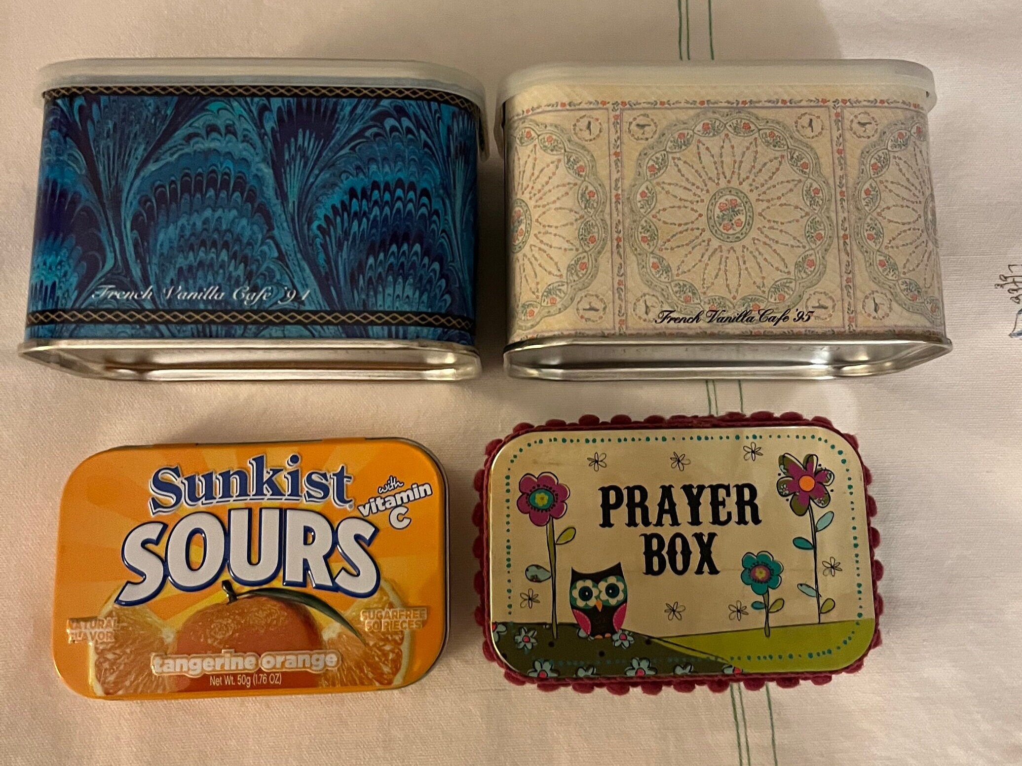 4 Tins With Lids: 1 Candy Tin and 1 Prayer Box With Hinged Lids, 2 Coffee  Tins With Plastic Lids, Crafting, Sewing Kit, to Hold Treasures 