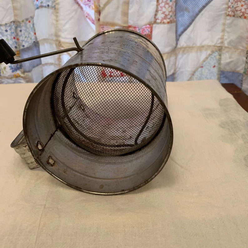 Vintage Flour Sifter Metal With Handle Crank Black Plastic Etsy