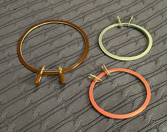 3 Plastic and Metal Embroidery Hoops / Frames, Round with squeeze mechanism to open and close, 4-3/4 & 6-3/4" diameter, needlework, quilting