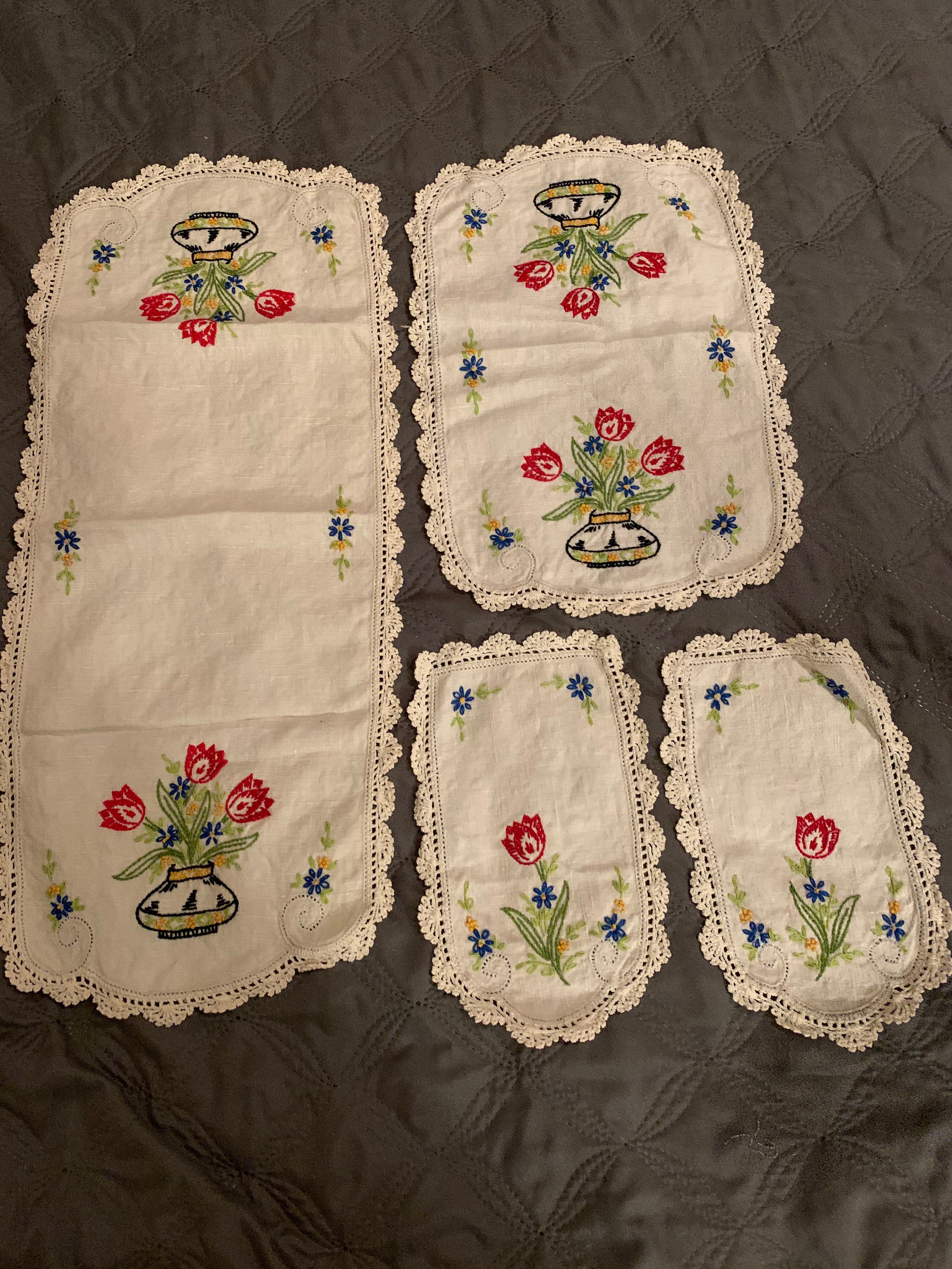 Vintage Set of Dresser Scarves Red Tulips Blue Daisies Etsy