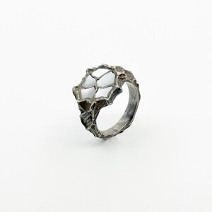 Black Natural Mother of Pearl Signet Kintsugi Japanese Style Sterling 925 Silver Pinky Jewelry Ring