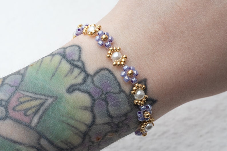 Perlen Blumen Armband Bild 3
