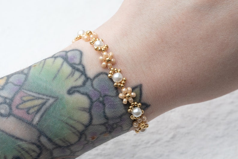 Perlen Blumen Armband Bild 10