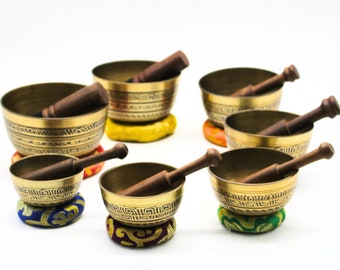 7 Chakra Healing Singing Bowl Set - Perfect for Meditation and Balancing Energy Top of Form