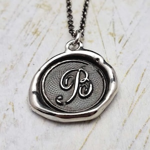 Collier initiale B - Collier pendentif sceau de cire monogramme en argent sterling - Sceau de cire bijoux lettre initiale pendentif de Plum et Posey