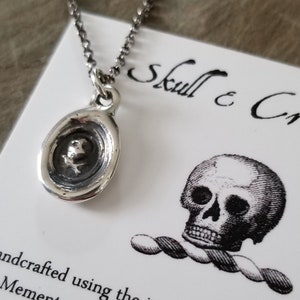 Skull and Crossbones Petite Charm Necklace - Memento Mori - 295