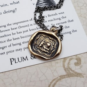 Bear and Bee Hive Wax Seal pendant in Bronze - Brown bear what are you doing - 147B