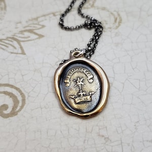Star and Crown Wax Seal Pendant in Latin - Aim High wax seal necklace - 136B