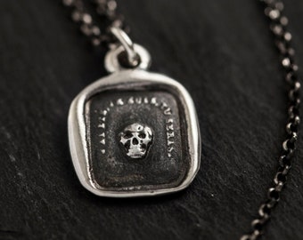 Totenkopf Kette Memento Mori - Aus einem antiken Wachssiegel eines Totenkopfes beschriftet 'So wie du so einmal war ich' - 107