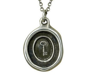 Victorian Key Necklace - Wax Seal Pendant of a Skeleton Key - 170