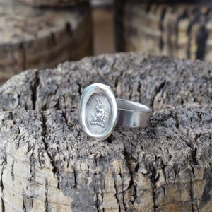 Unicorn Ring  - Wax seal ring with unicorn design - Unicorn jewelry from heraldry - 305RING