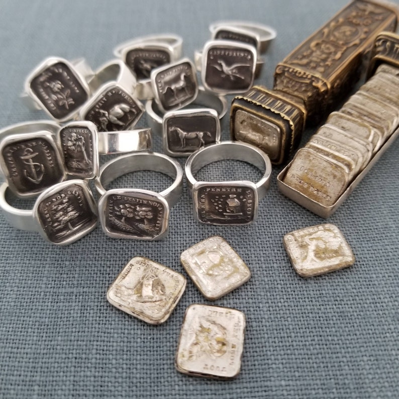 Skinny Stacking Ring Lion and mouse from Aesop/'s fables Wax Seal Ring RS286