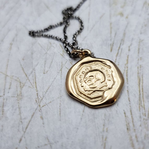 Gold Skull Crossbones Pendant Memento Mori Wax Seal Skull Necklace in Gold Vermeil 347G