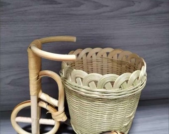 Dried Fruit Basket, Tea Tray Basket, Fruit Plate, Bamboo and Rattan Tricycle Creative Home Decoration