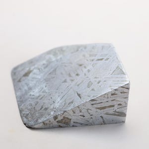 100g Muonionalusta Iron Meteorite  slice  Specimen M Iron Meteorite Natural Meteorite Material Specimen KC1376