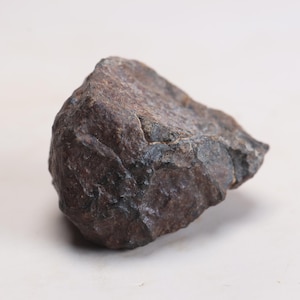 15g NWA Chondrit Meteorit Specimen: Nordwest Afrika Fund KC1530