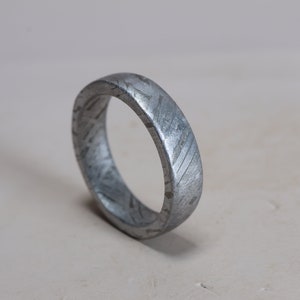 meteorite ring,Unique iron meteorite Natural meteorite carving ring(13US)! Custom iron meteorite ring KC1330