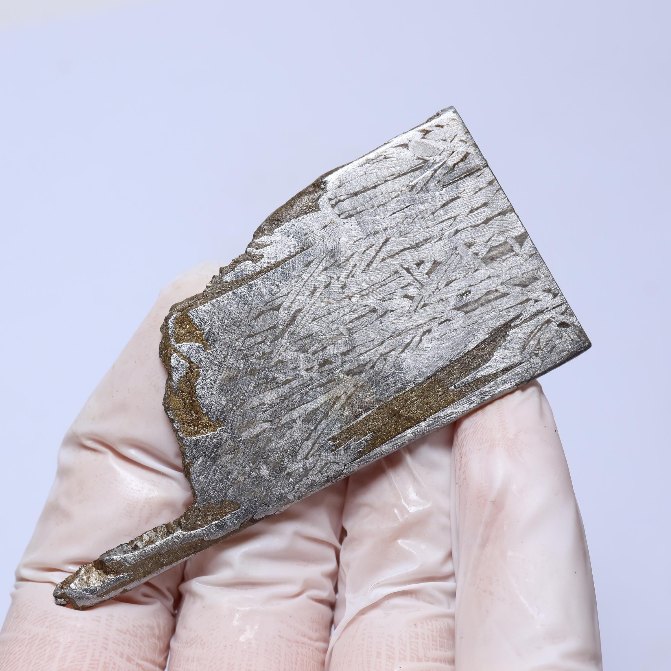 21g ムオニオナルスタ鉄隕石標本: 天然ウェステンデン パターン