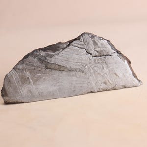 124g Muonionalusta Iron Meteorite Specimen M Iron Meteorite Natural Meteorite Material Specimen KC1555