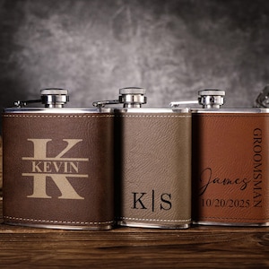 Flasque en cuir personnalisée pour homme, cadeaux pour garçons d&#39;honneur, cadeaux pour homme d&#39;honneur, flasque en cuir, flasque gravée personnalisée pour garçons d&#39;honneur, flasque de mariage
