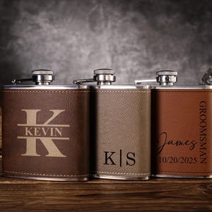 Gepersonaliseerde lederen kolf voor mannen, bruidsjonkers geschenken, getuige geschenken, leren heupfles, aangepaste gegraveerde kolf voor bruidsjonkers, bruiloft kolf