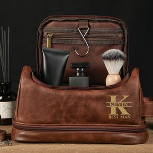 Trousse de toilette personnalisée pour homme, cadeaux de garçons d'honneur, kit personnalisé de cadeaux de garçons d'honneur, trousse de toilette de voyage en cuir, proposition de garçons d'honneur, cadeau pour lui