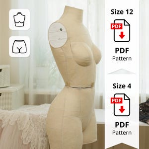 Peut inclure: Un mannequin de couture beige avec un col haut et des zones définies pour la poitrine, la taille et les hanches. Le mannequin est quadrillé et possède une pièce d'épaule partielle. Le texte indique "Size 12 PDF Pattern" et "Size 4 PDF Pattern".