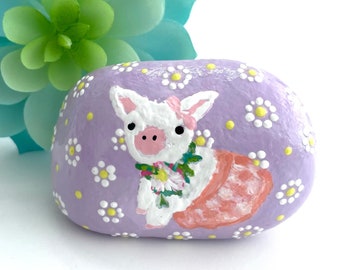 Flower Pig Art Rock - Hand Painted Rock - Painted Pig Rock - Pig Gift - Cartoon Handpainted Rocks - Rock Animals - Pig Art on Rocks