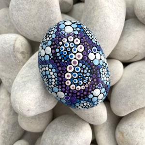 Infinity Stone - Hand Painted Rocks - Dotted Rocks Purple Blue - Rock Dot Art Painting - Hand Painted Rock - Rock Painting