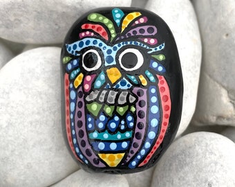 Hand Painted Stone Art - Owl Art Rock - Owl Decor Home Gifts - Animal Decor - Bird Art - Rock Painting - Animals Painted on Rocks
