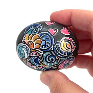 Painted Rock Art - Zentangle Art  Stone - Hand Painted Rocks - Pastel Rock Art Painting - Art Original Abstract - Fun Painted Rocks