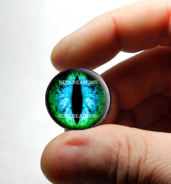 Resin Cab - Horse Eye Medium, Peacock Eye Resin Cab - Horse Eye Medium, Peacock Eye