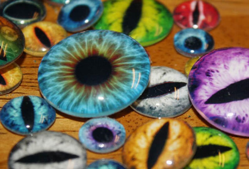 50 Assorted Glass Eyes Handmade Glass Cabochons Pick the Size image 3