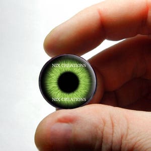 Olhos de vidro de coruja - Escultura de boneca de coruja verde Globos oculares de taxidermia Cabochões de vidro feitos à mão 8mm 10mm 12mm 13mm 14mm 16mm 18mm 20mm 25mm 30mm