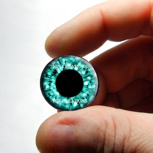 Yeux en verre - Cabochons en verre faits main de taxidermie de poupée humaine de conception de paillettes de sarcelle pour des bijoux de steampunk - paire ou unique - vous choisissez la taille
