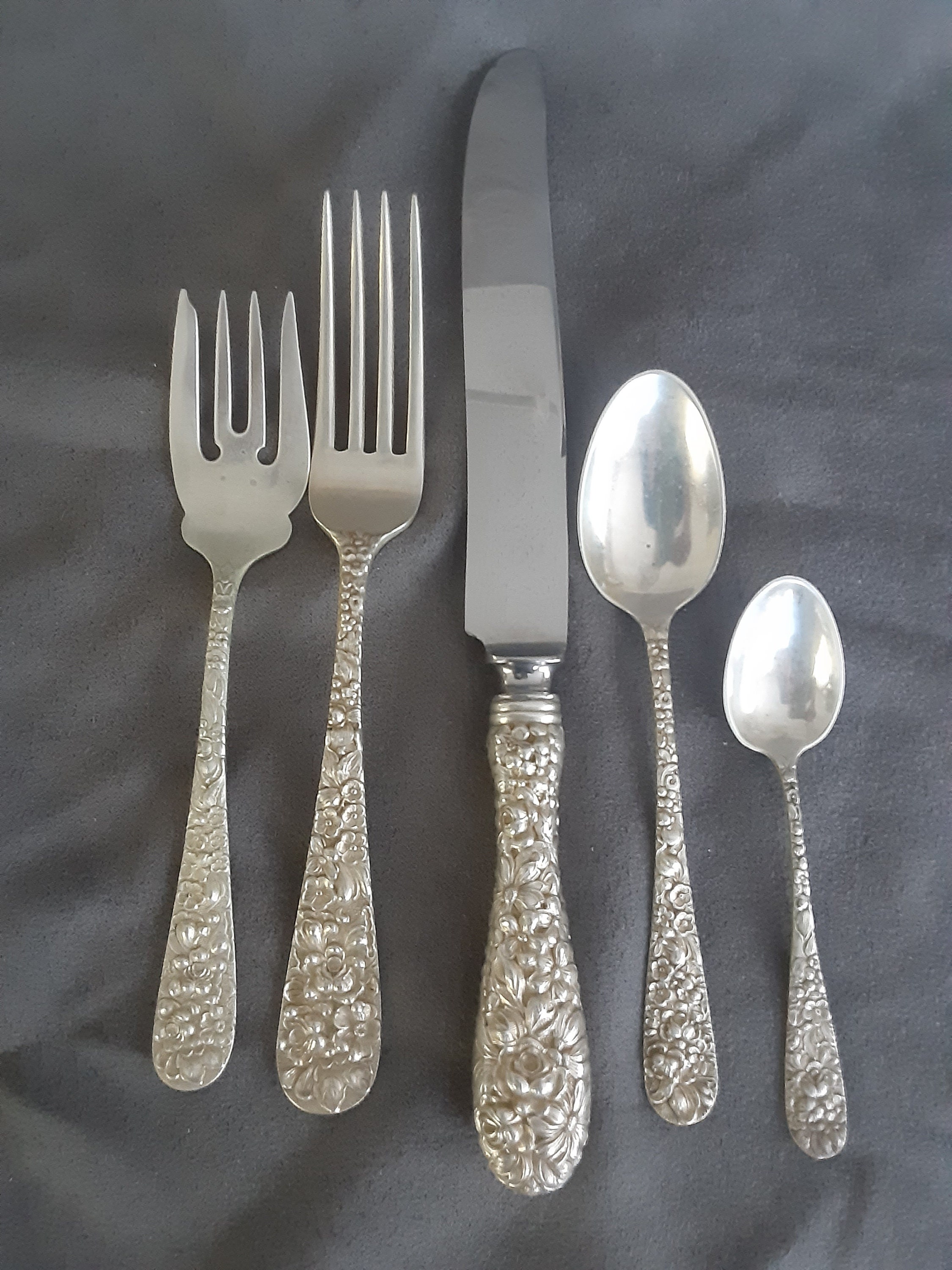 Real silver shop silverware sets