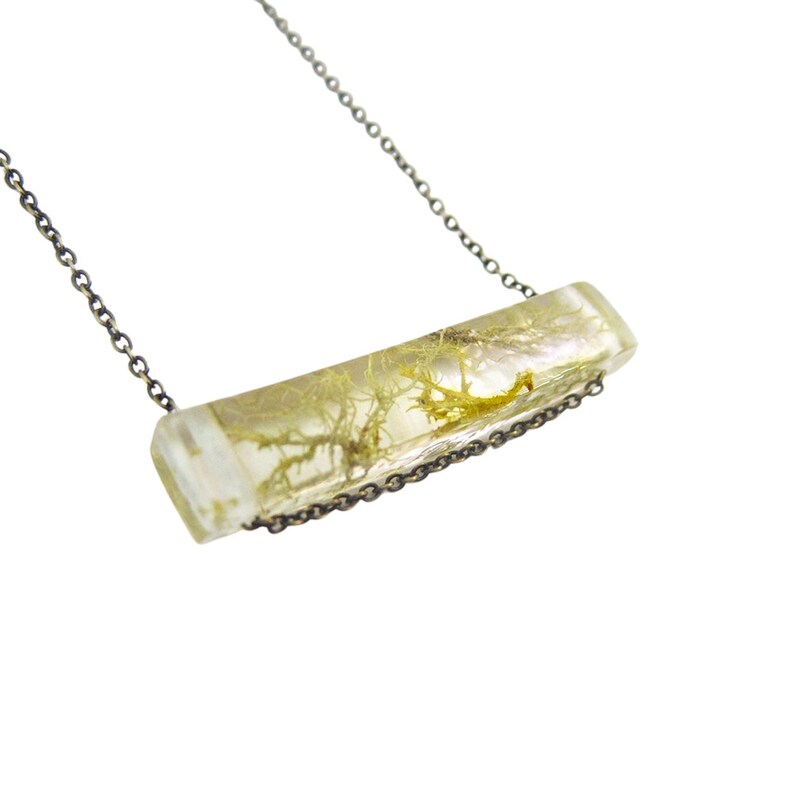 Terrarium Necklace, Resin Side Bar Moss Necklace image 4