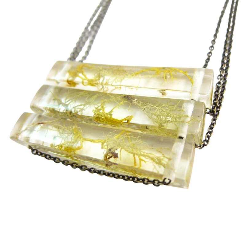 Terrarium Necklace, Resin Side Bar Moss Necklace image 3